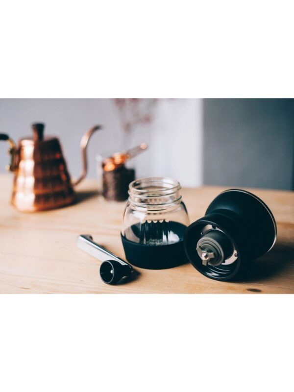 hario_ceramic_coffee_mill_skerton_pro_3_800x1066 Hario Skerton Pro Ceramic Coffee Mill